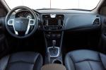 Chrysler 200 2011 года